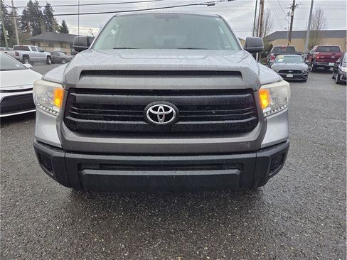 Used 2015 Toyota Tundra SR image 3