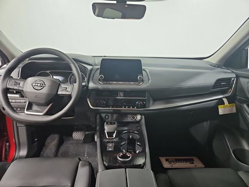 New 2026 Nissan Rogue SV AWD/4WD image 17