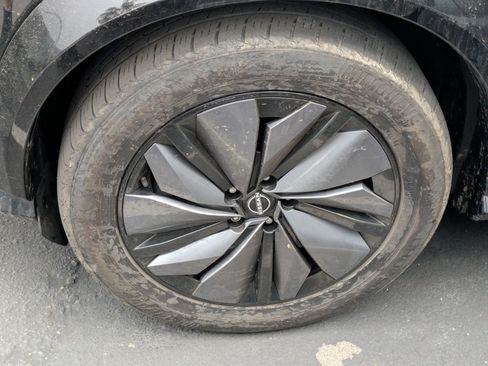 Used 2023 Nissan Ariya FWD image 5