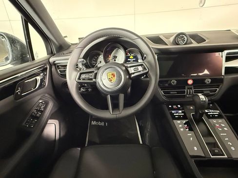 New 2026 Porsche Macan S image 22