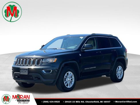 Used 2019 Jeep Grand Cherokee Laredo AWD/4WD image 1