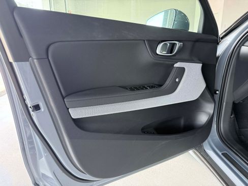 Used 2022 Polestar Polestar 2 w/ Plus Package AWD/4WD image 9