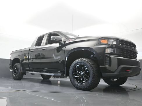 Used 2020 Chevrolet Silverado 1500 Custom Trail Boss w/ Custom Convenience Package AWD/4WD image 58