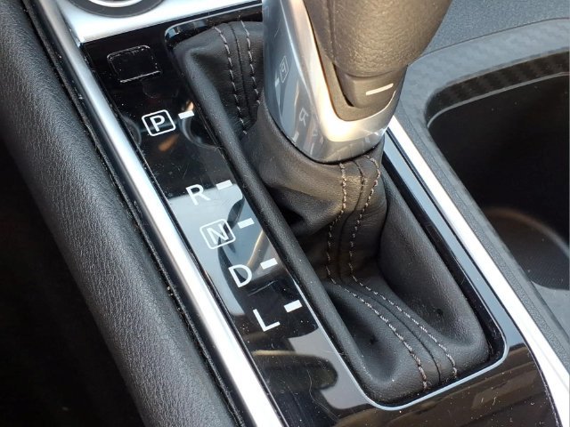 Certified 2025 Nissan Sentra SV w/ Trunk Package FWD image 18