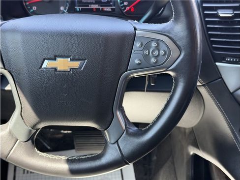 Used 2020 Chevrolet Suburban LT w/ Max Trailering Package RWD image 43