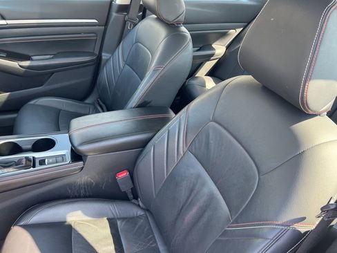 Certified 2023 Nissan Altima 2.5 SR w/ SR Premium Package image 5