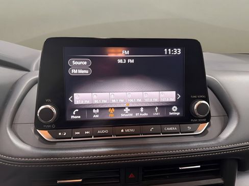 Used 2024 Nissan Rogue SV FWD image 37