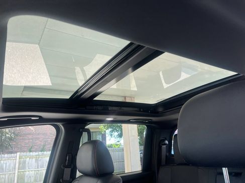 Certified 2024 Nissan Titan PRO-4X w/ Pro-4x Convenience Package AWD/4WD image 8