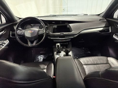 Used 2019 Cadillac XT4 Premium Luxury AWD/4WD image 3