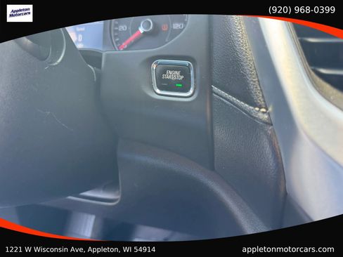 Used 2017 GMC Acadia SLE AWD/4WD image 28