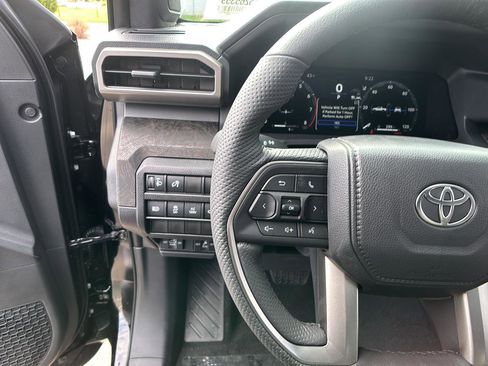 New 2026 Toyota Tacoma Limited AWD/4WD image 22