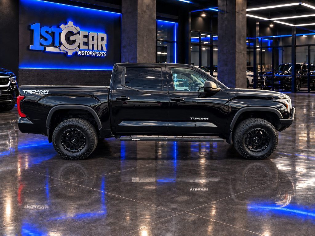Used 2022 Toyota Tundra SR5 AWD/4WD image 5