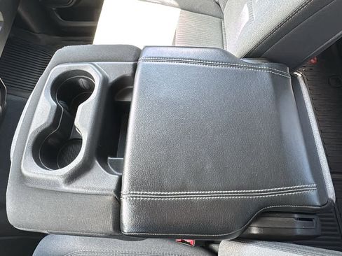 Used 2019 RAM 1500 Big Horn AWD/4WD image 24
