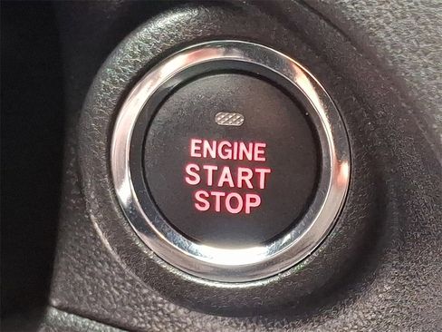 Certified 2021 Subaru Ascent Premium w/ Convenience Package image 26