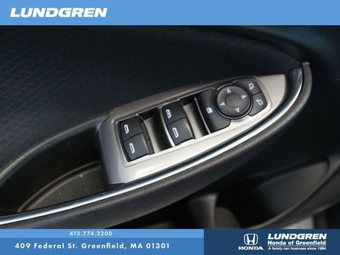 Used 2022 Chevrolet Malibu LT image 16
