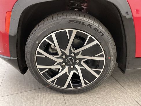 New 2025 Jeep Wagoneer S Limited image 10