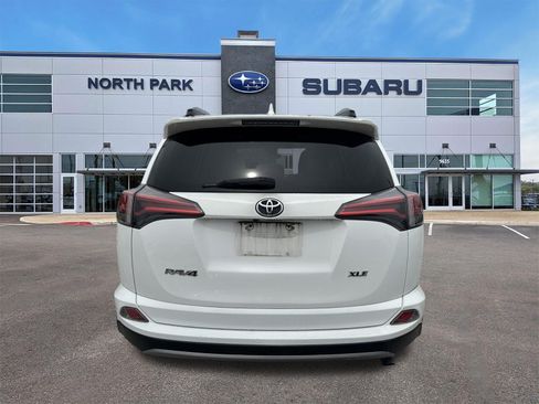 Used 2017 Toyota RAV4 XLE w/ Plus Extra Value Package FWD image 4