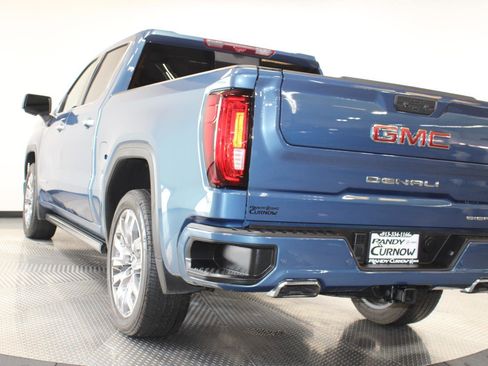Used 2025 GMC Sierra 1500 Denali w/ Denali Reserve Package AWD/4WD image 6