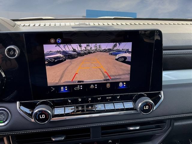 New 2026 Chevrolet Colorado LT w/ LT Convenience Package AWD/4WD image 7
