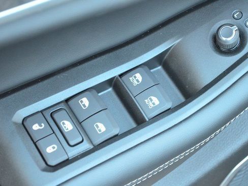 New 2025 Jeep Grand Cherokee L Limited w/ Luxury Tech Group II image 13