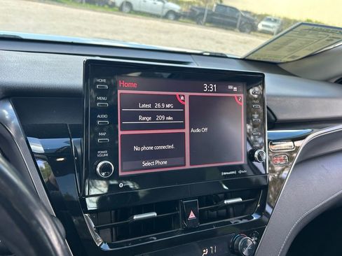 Used 2023 Toyota Camry XSE image 21