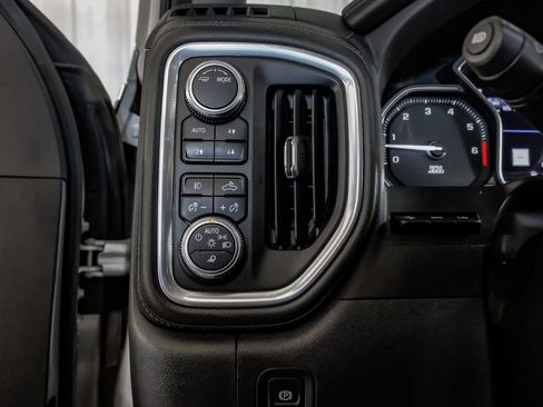 Used 2022 GMC Sierra 2500 Denali w/ Denali Ultimate Package image 26