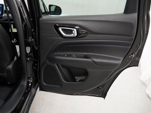 New 2026 Jeep Compass Latitude AWD/4WD image 33