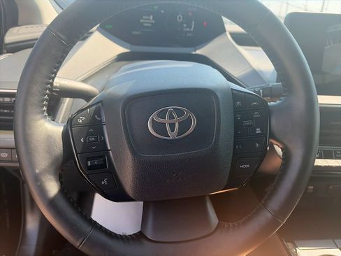Used 2025 Toyota Prius AWD image 26