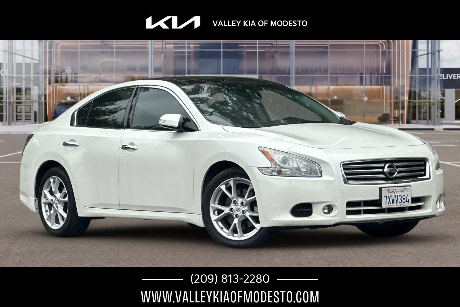 Used 2014 Nissan Maxima 3.5 SV w/ Premium Package FWD image 1