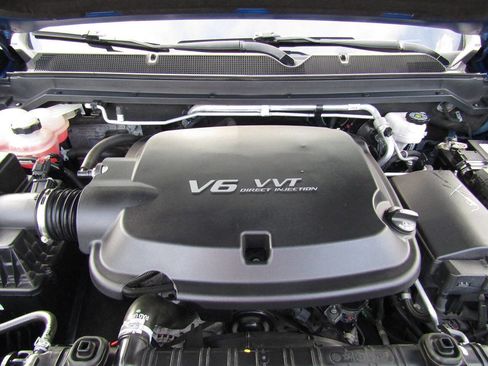 Used 2018 Chevrolet Colorado Z71 image 18