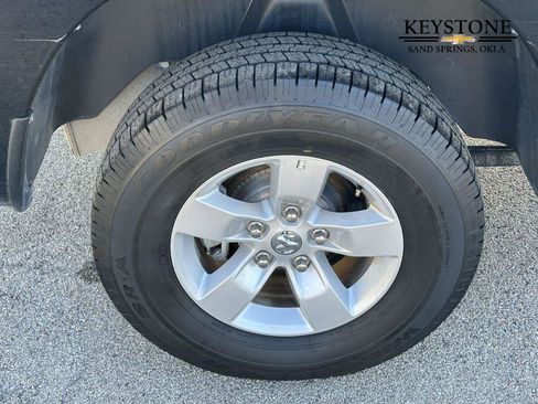 Used 2024 RAM 1500 Classic SLT image 24