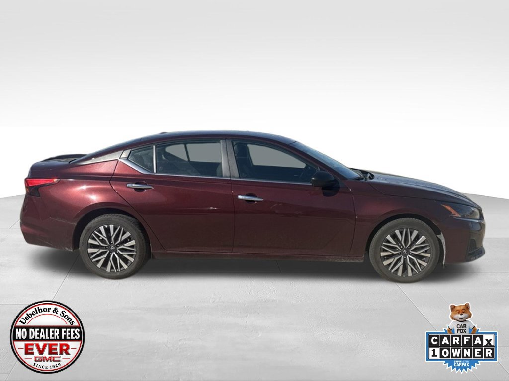 Used 2025 Nissan Altima 2.5 SV FWD image 5