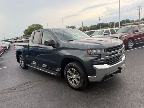 Used 2019 Chevrolet Silverado 1500 LT w/ All-Star Edition image 7