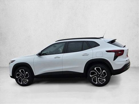 New 2026 Chevrolet Trax RS w/ Sunroof Package image 5