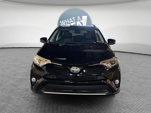 Used 2016 Toyota RAV4 Limited AWD/4WD image 9
