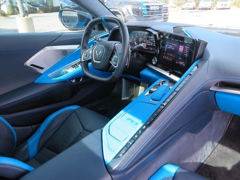 Used 2023 Chevrolet Corvette Stingray w/ 3LT w/ Z51 Performance Package image 14