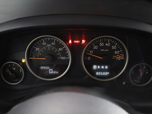 Used 2016 Jeep Wrangler Unlimited Sahara image 19