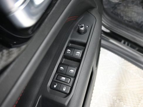 Used 2024 Jeep Compass Trailhawk AWD/4WD image 19