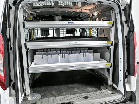 Used 2021 Ford Transit Connect XLT image 12