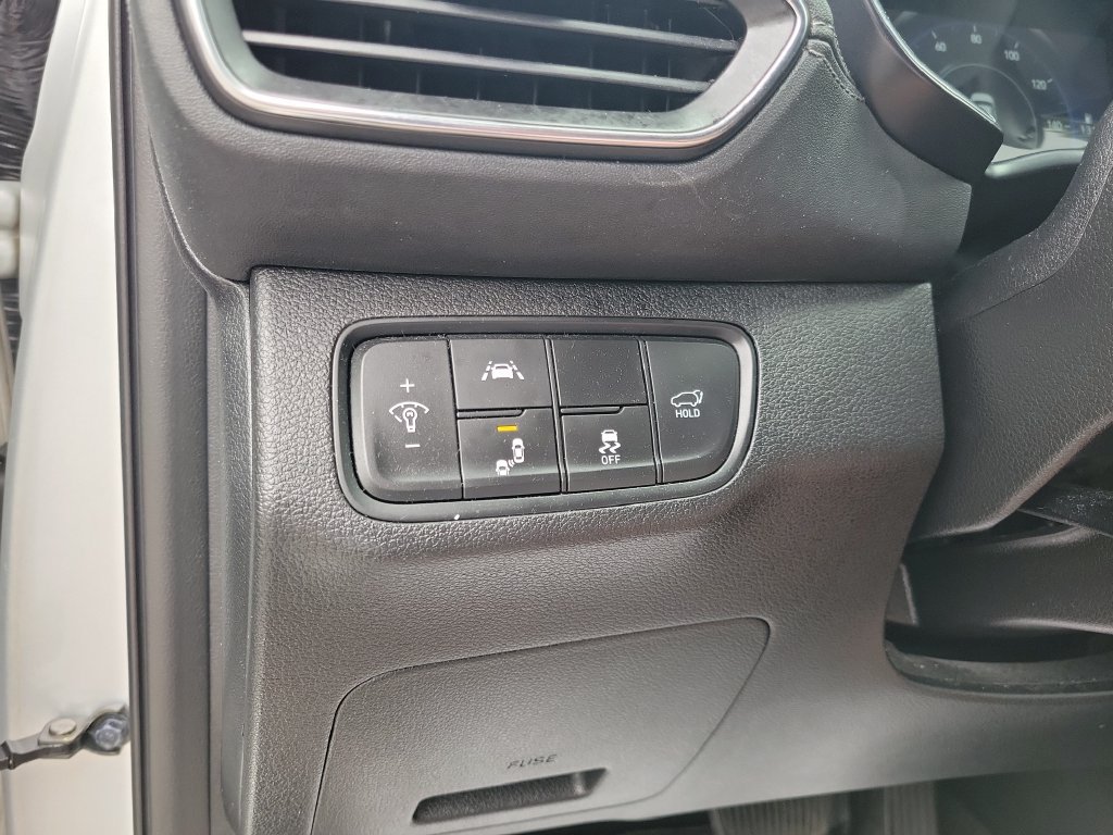 Used 2019 Hyundai Santa Fe Limited FWD image 19
