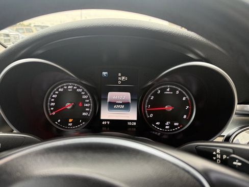 Used 2015 Mercedes-Benz C 300 Sedan image 23