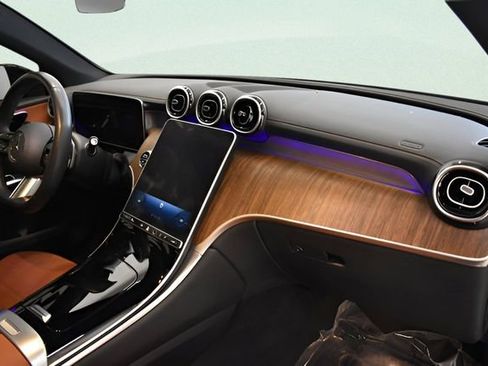 Used 2024 Mercedes-Benz GLC 300 GLC 300 Coupe 4matic image 18