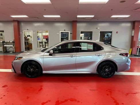 Used 2024 Toyota Camry XSE image 6
