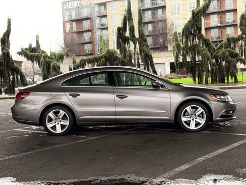 Used 2015 Volkswagen CC Sport image 7