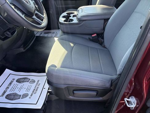 Used 2016 RAM 1500 Express AWD/4WD image 9