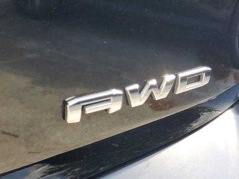 Certified 2024 GMC Terrain Denali w/ Denali Premium Package AWD/4WD image 8