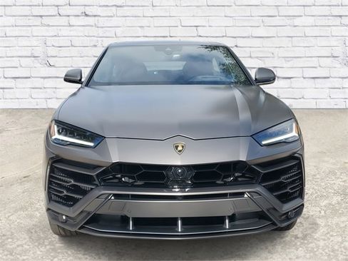 Used 2022 Lamborghini Urus image 6