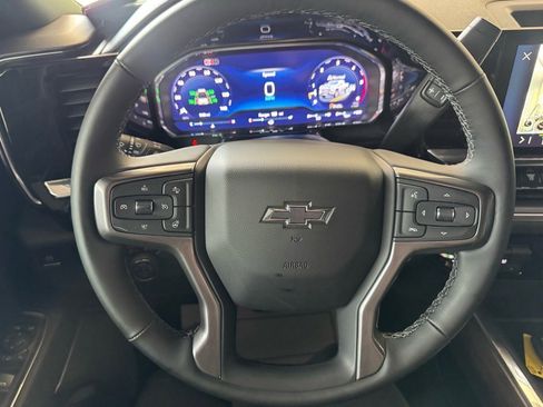 Used 2025 Chevrolet Silverado 3500 High Country w/ Midnight Edition image 28