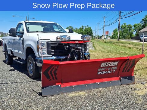 New 2026 Ford F250 XL w/ XL Chrome Package AWD/4WD image 2