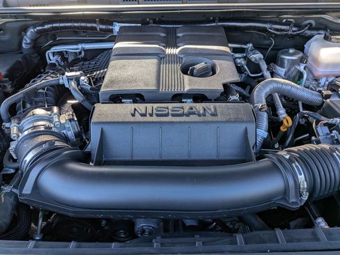 Certified 2024 Nissan Frontier SL w/ Technology Package image 35